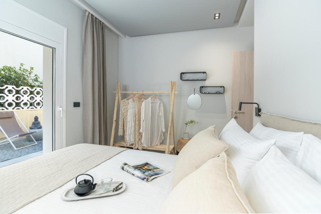 Elia & Anthos Deluxe Suites Ixia  Buitenkant foto